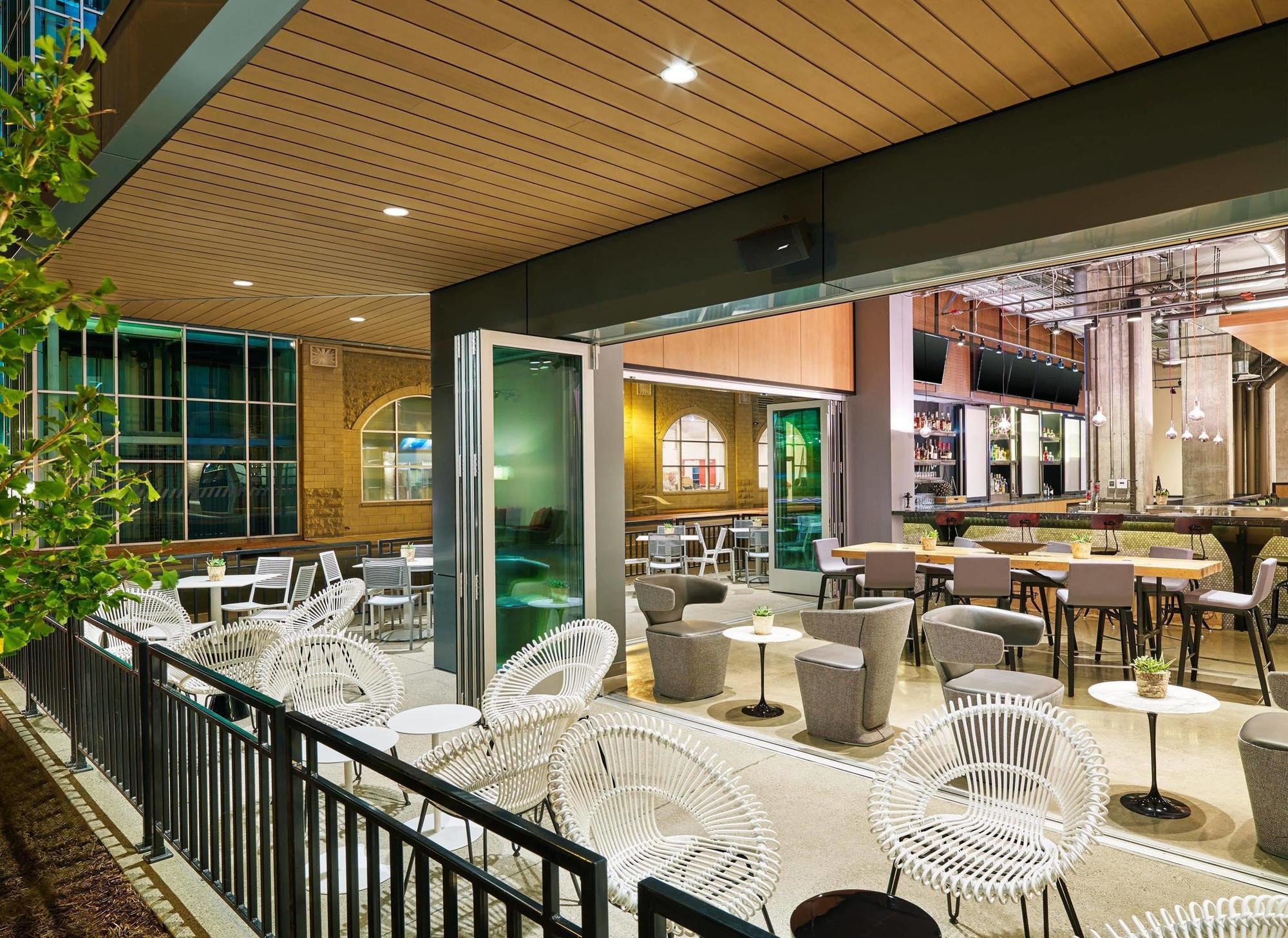 Aloft Louisville Downtown Eksteriør billede